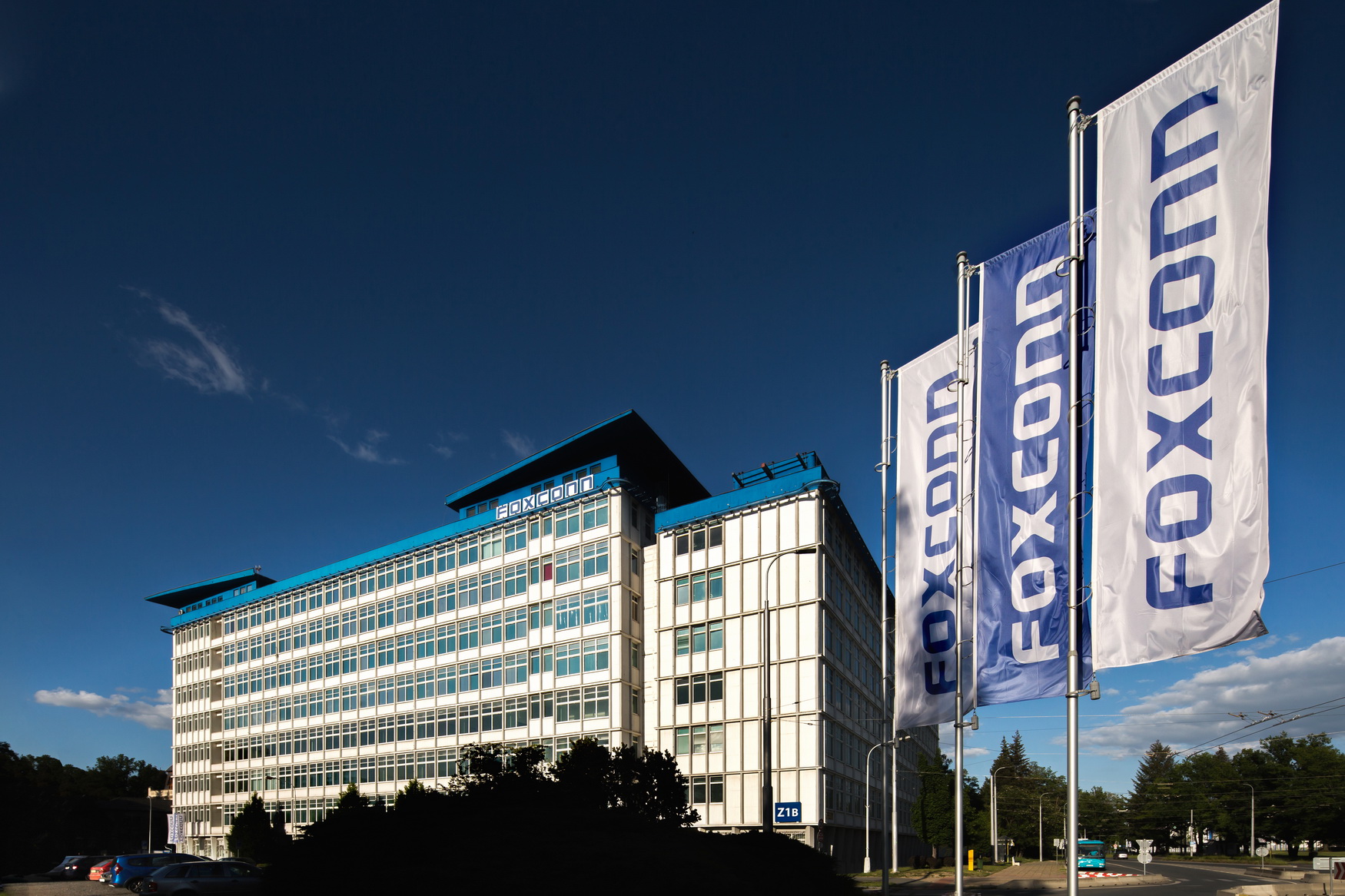 (a) Foxconn CZ s.r.o.   (b) Foxconn European Manufacturing Services s.r.o.